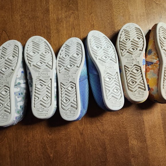 Toms Alpargata 3 pairs Llama, Floral, and Mermaid Size 6 1/2 Women - Picture 5 of 8